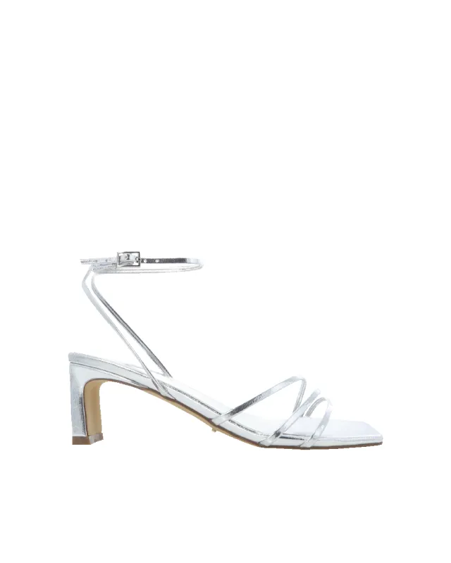 MAELIS - SILVER METALLIC sold by Billini