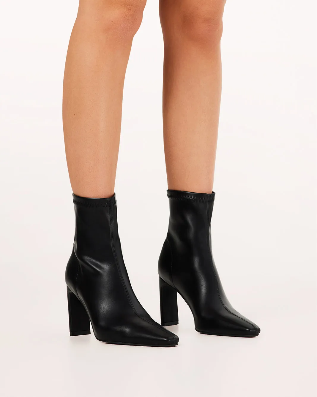 QUINNA - BLACK sold by Billini product image thumbnail 2