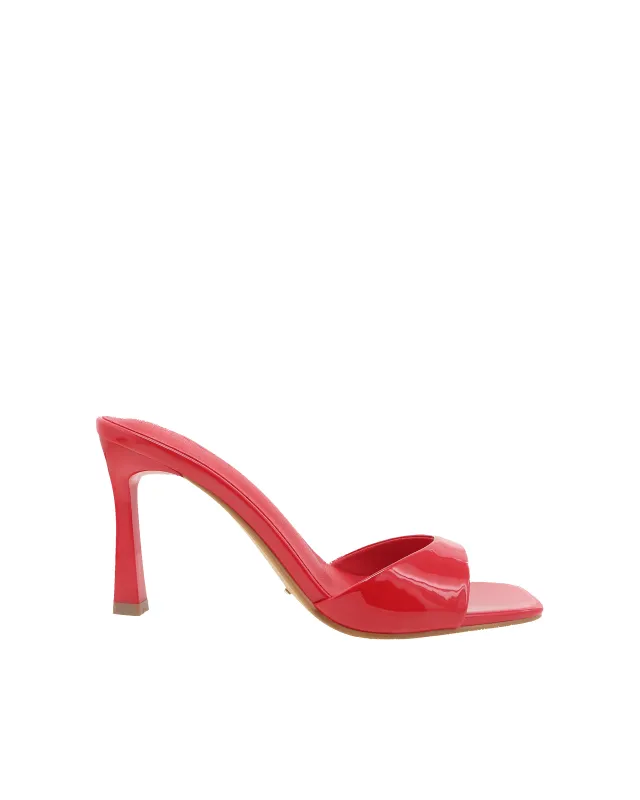 DORLA - POPPY RED PATENT made by Billini