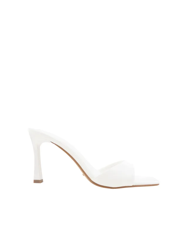 DORLA - WHITE PATENT made by Billini