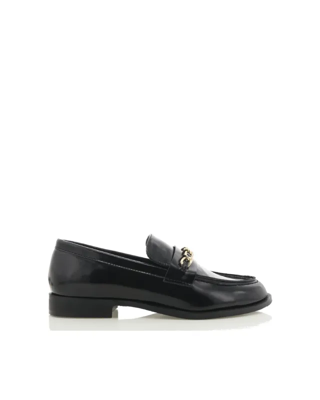 KIMMY - BLACK SEMI PATENT made by Billini
