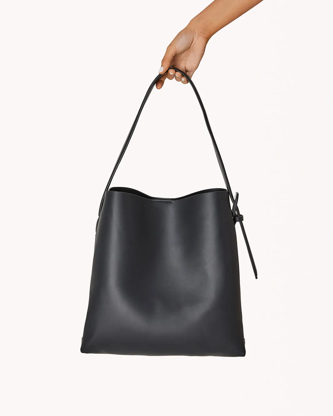 TARA TOTE BAG - BLACK sold by Billini product image thumbnail 2