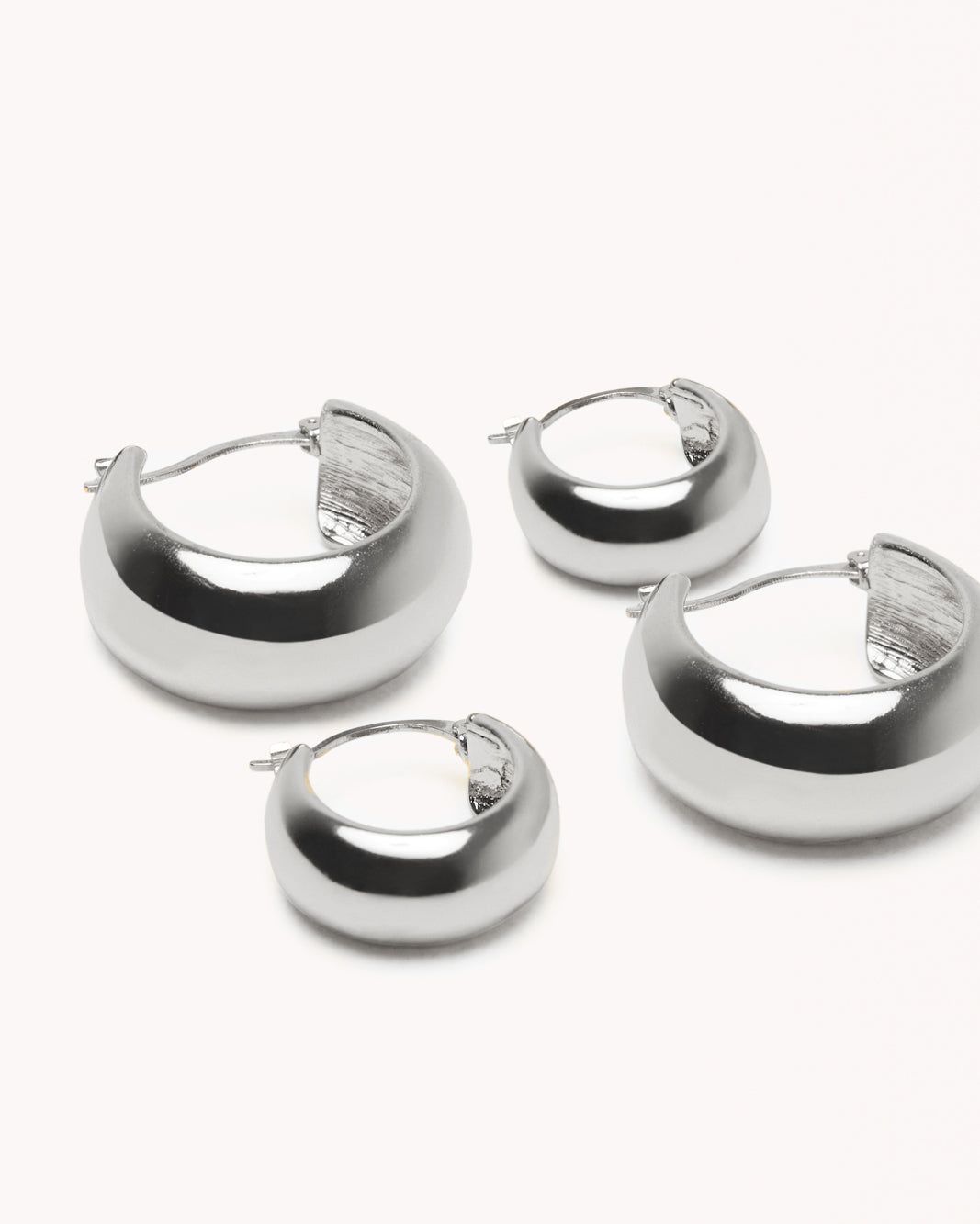FUNDI EARRING 2 PACK - GUNMETAL SILVER sold by Billini