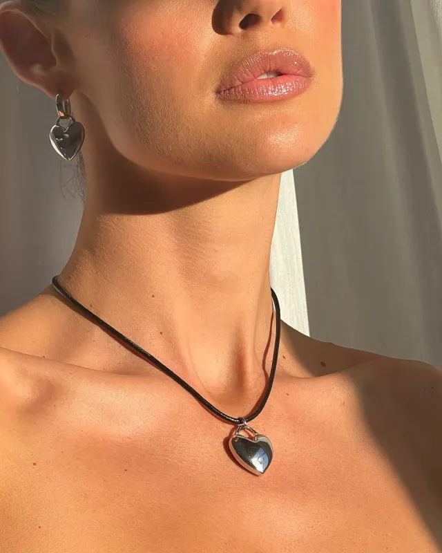 THE LOVER NECKLACE - BLACK-DARK SILVER sold by Billini