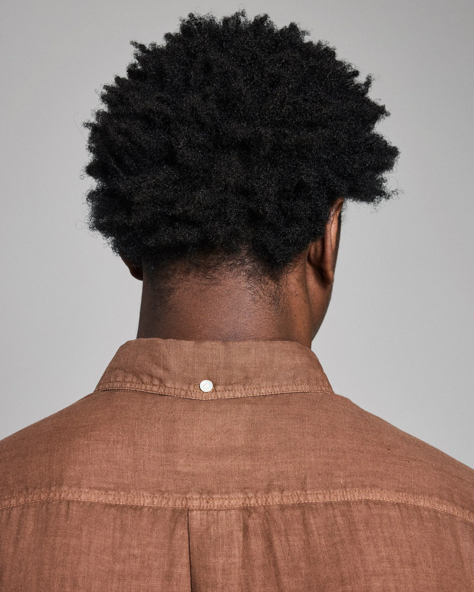 Short Sleeve Linen Tuscumbia Shirt Button Down sold by Billy Reid product image thumbnail 5