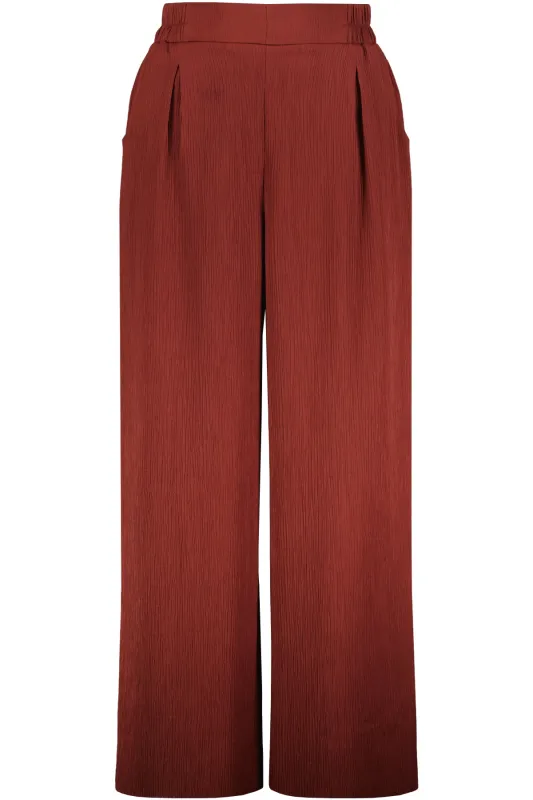 Micro Plisse Pull-On Pant made by bishop + young
