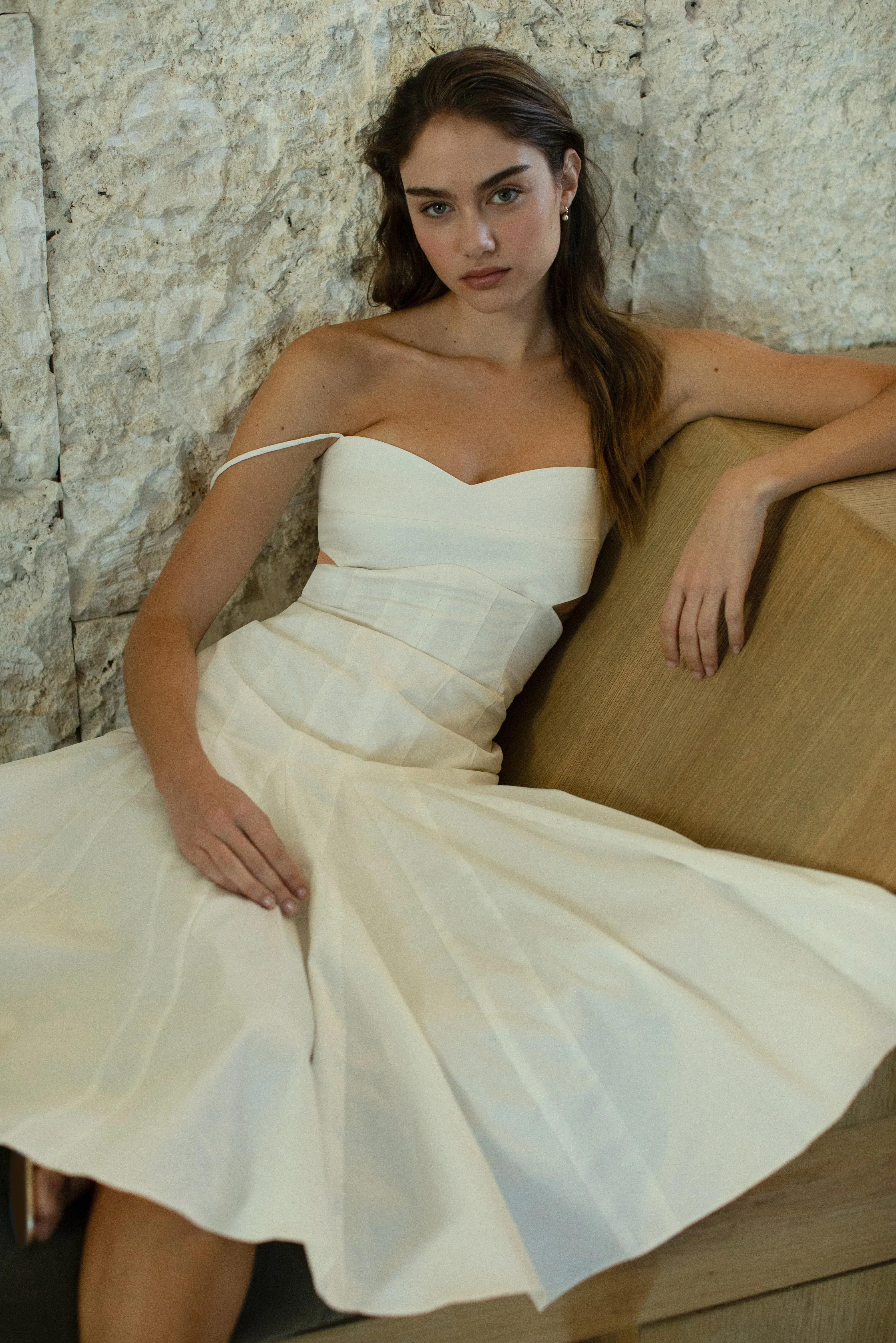 Erica Midi dress sold by Black Halo product image thumbnail 4