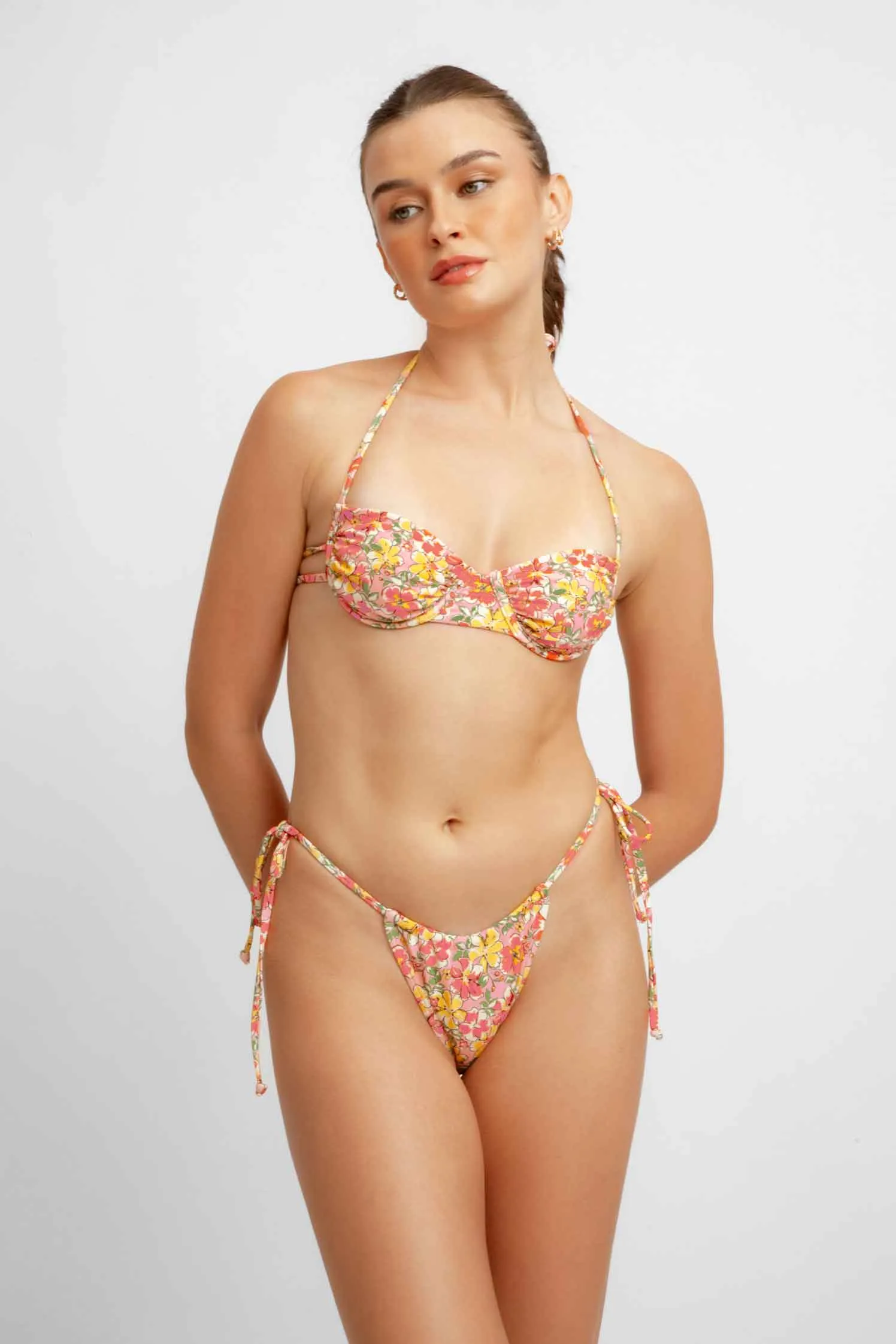 Annie String Cheeky Bottoms / Fiore sold by Blackbough product image thumbnail 2