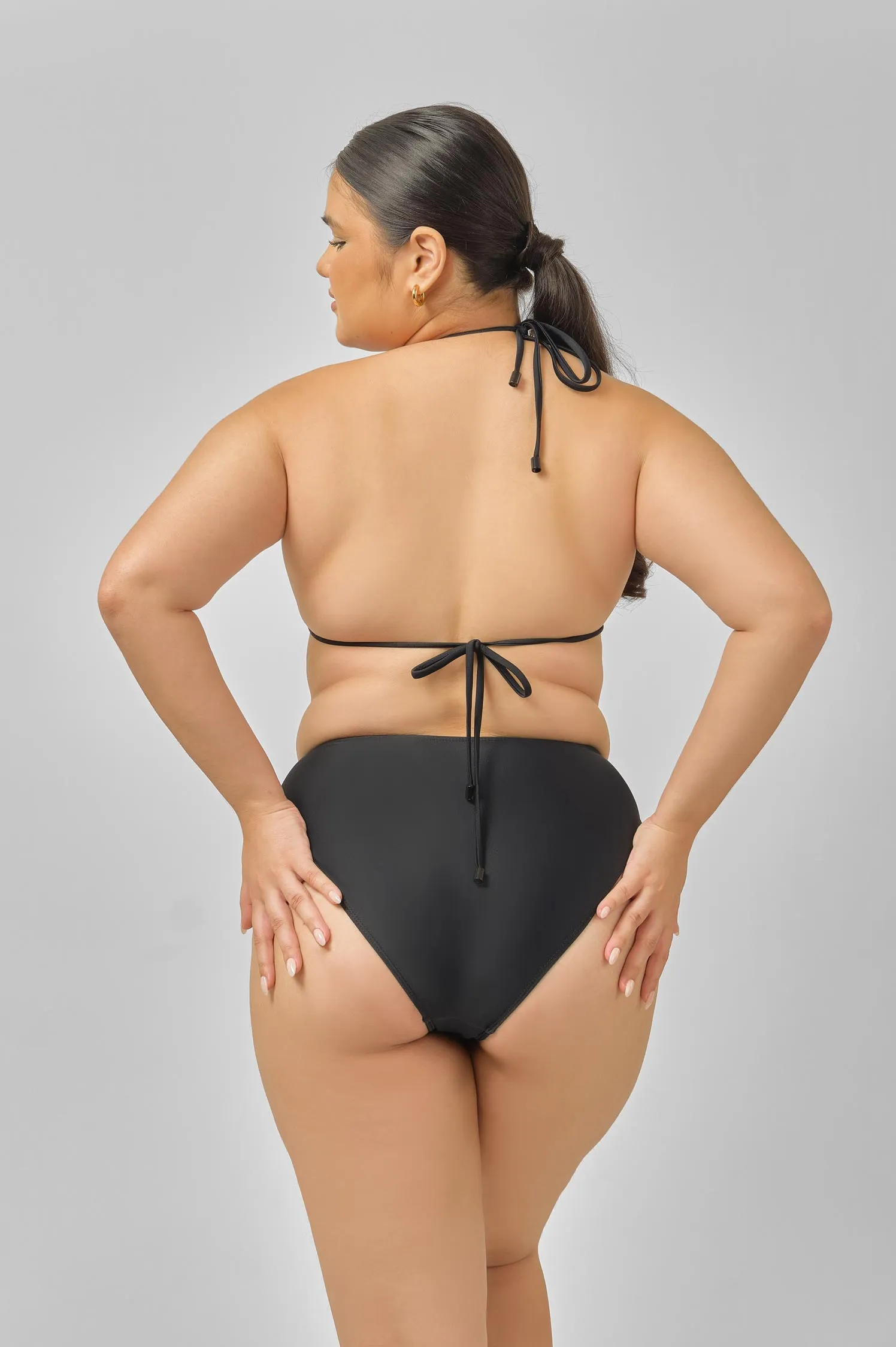 High Waist Bottoms / Bermuda Black sold by Blackbough product image thumbnail 4