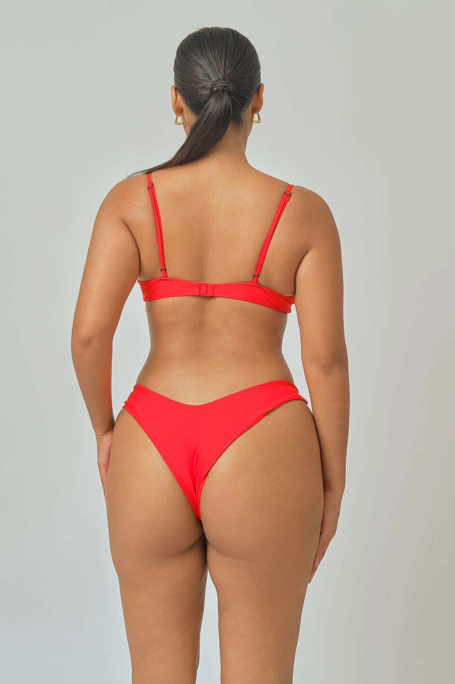 Willow Underwire Top / Red FINAL SALE sold by Blackbough product image thumbnail 3