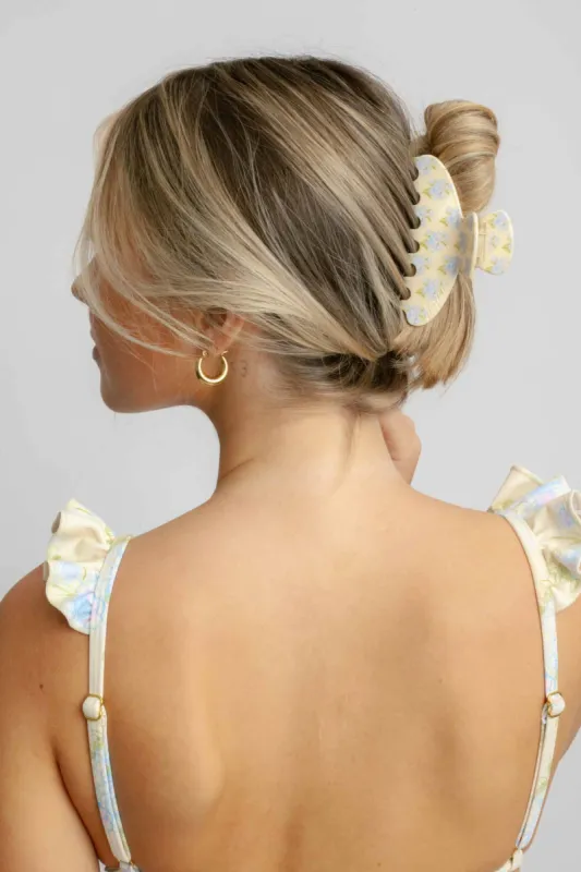 Claw Clip / Angel Cake FINAL SALE sold by Blackbough