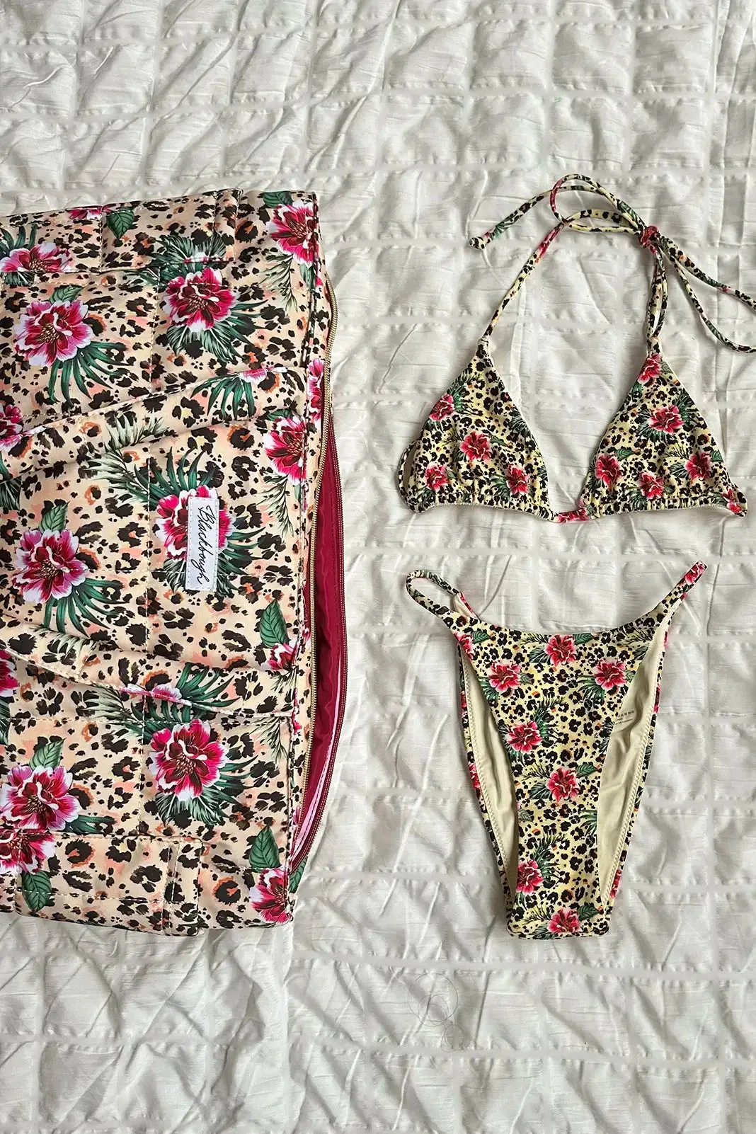 Quilted Tote Bag / Feline Flora sold by Blackbough product image thumbnail 3