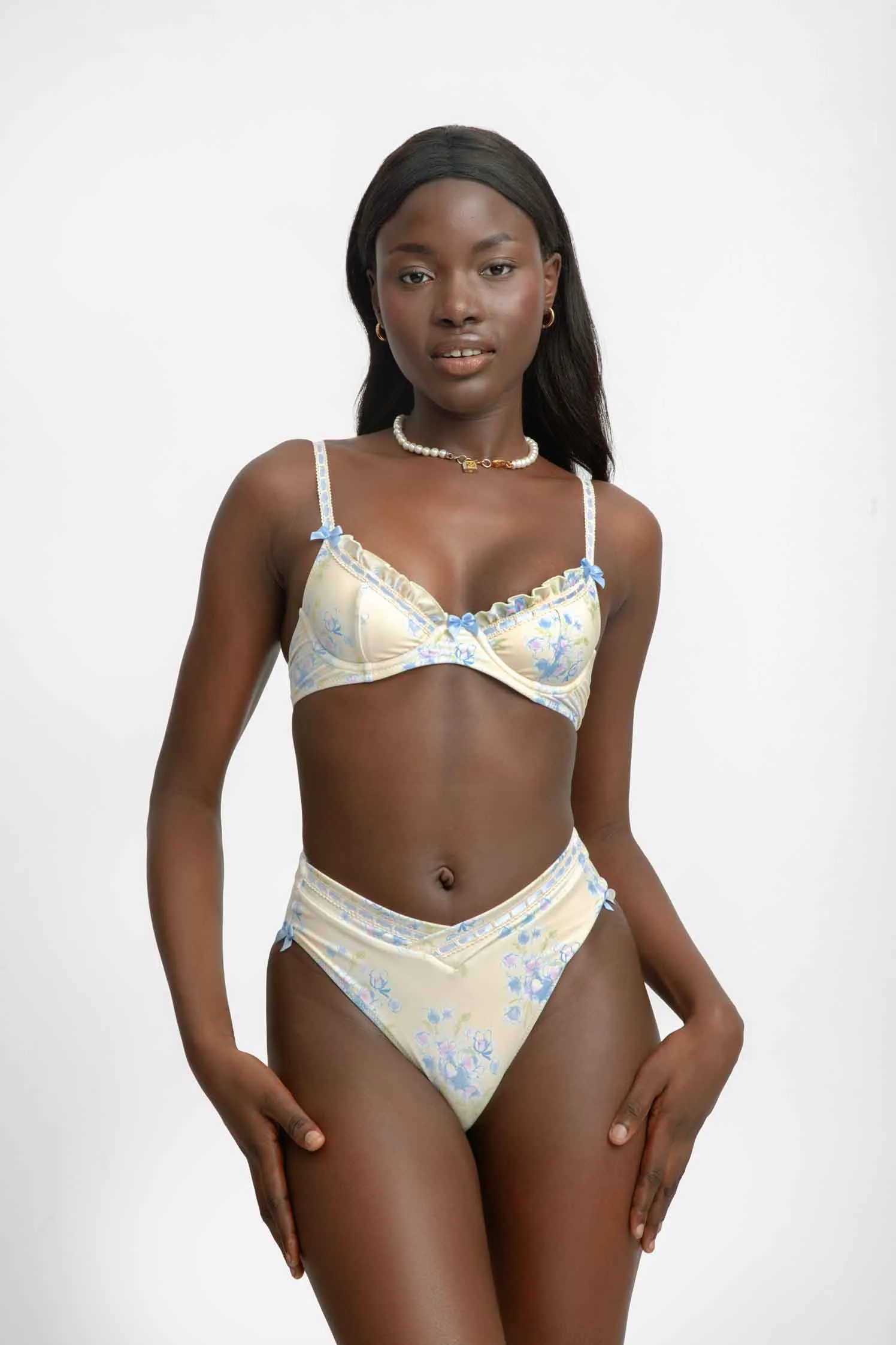 Madelyn High Waist Medium Bottoms / Angel Cake sold by Blackbough product image thumbnail 4