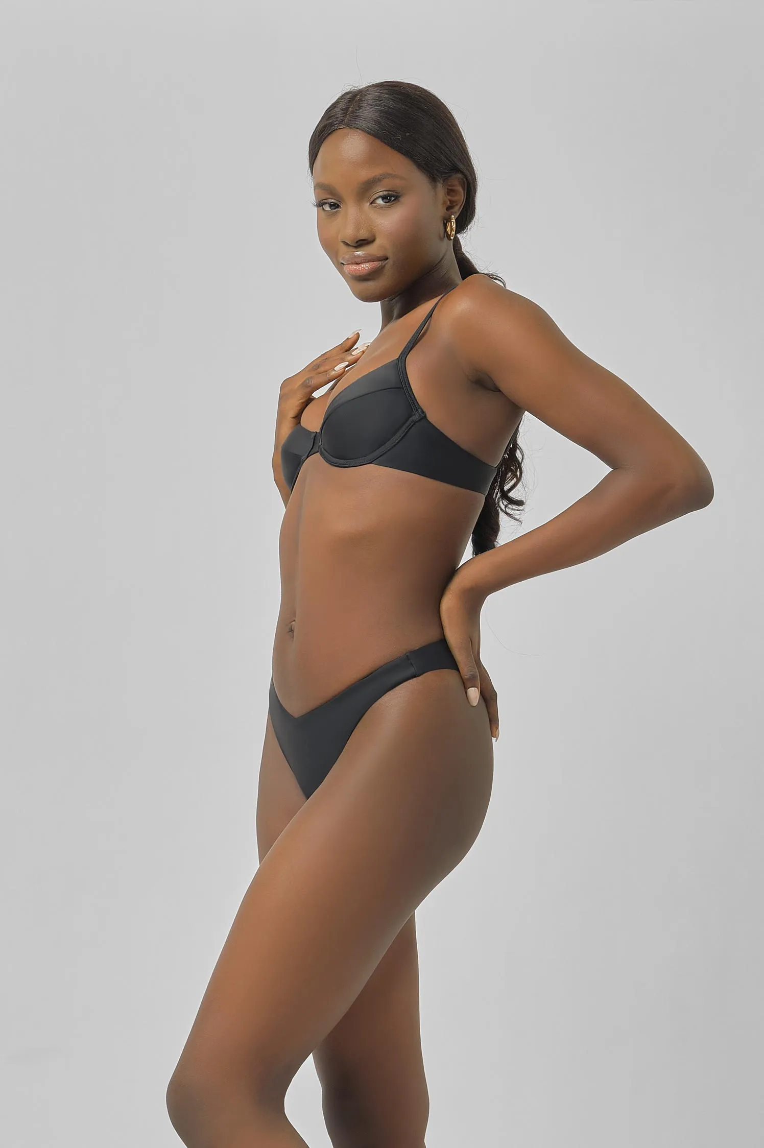 Underwire Top / Bermuda Black sold by Blackbough product image thumbnail 2