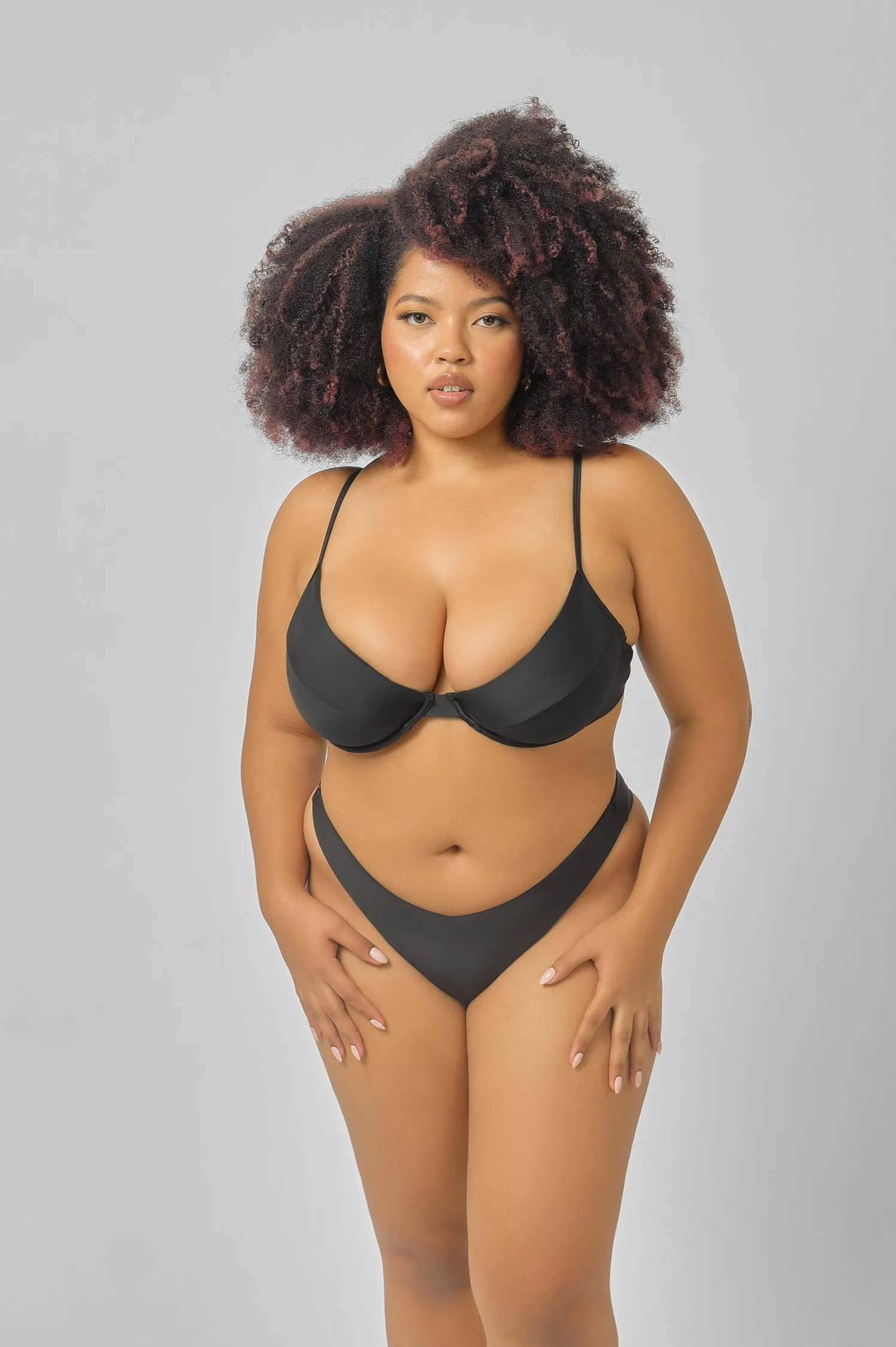 Cheeky V Bottoms / Bermuda Black sold by Blackbough product image thumbnail 5