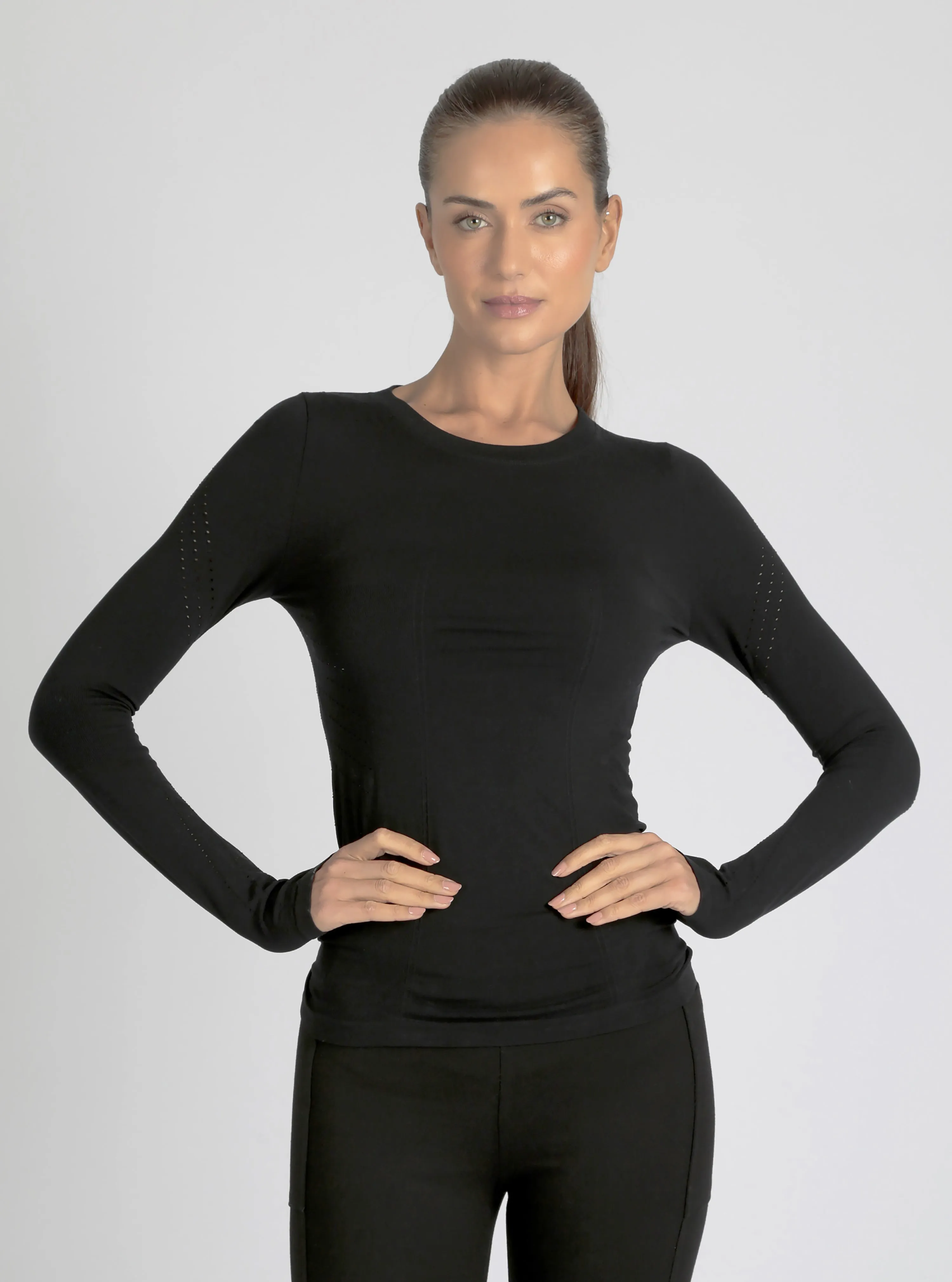 LS Magnetic Compression Top - Black sold by blanc noir