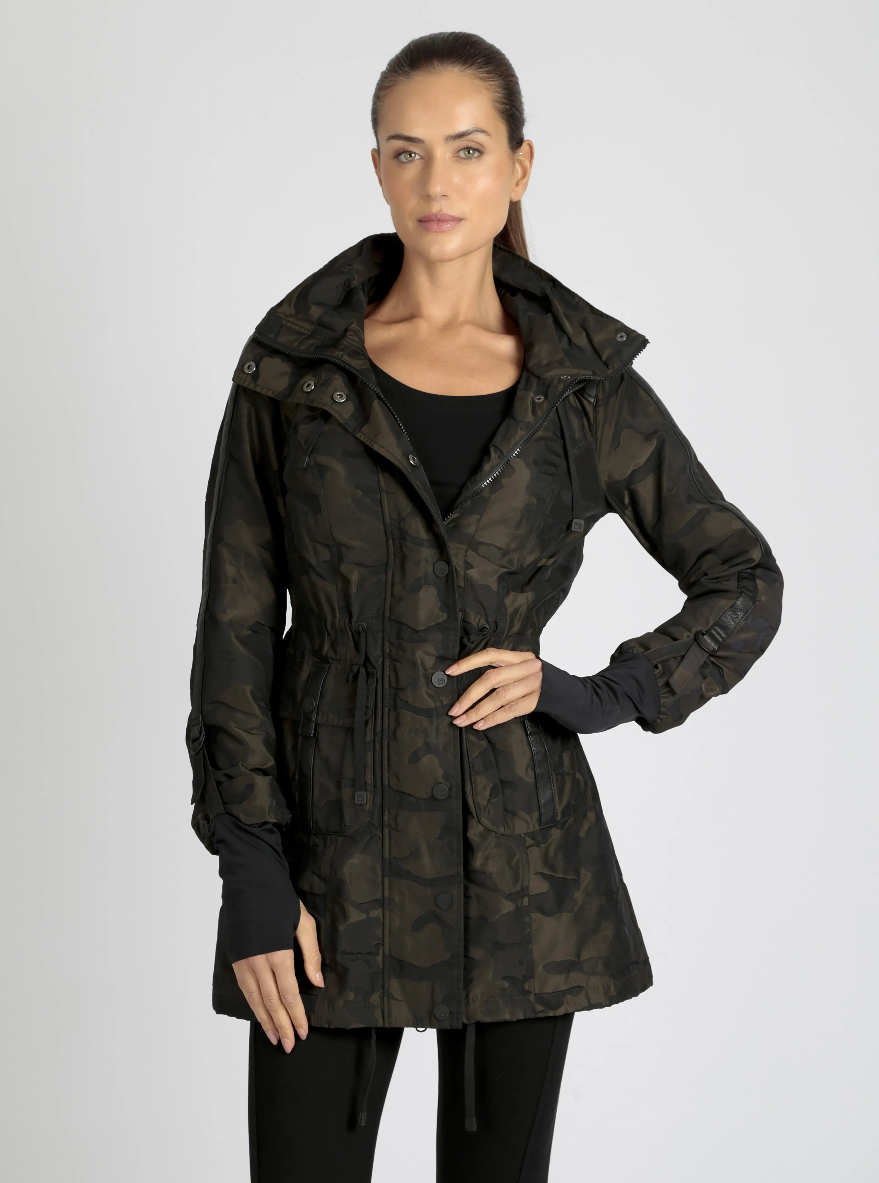 CAMO ANORAK olive camo sold by blanc noir