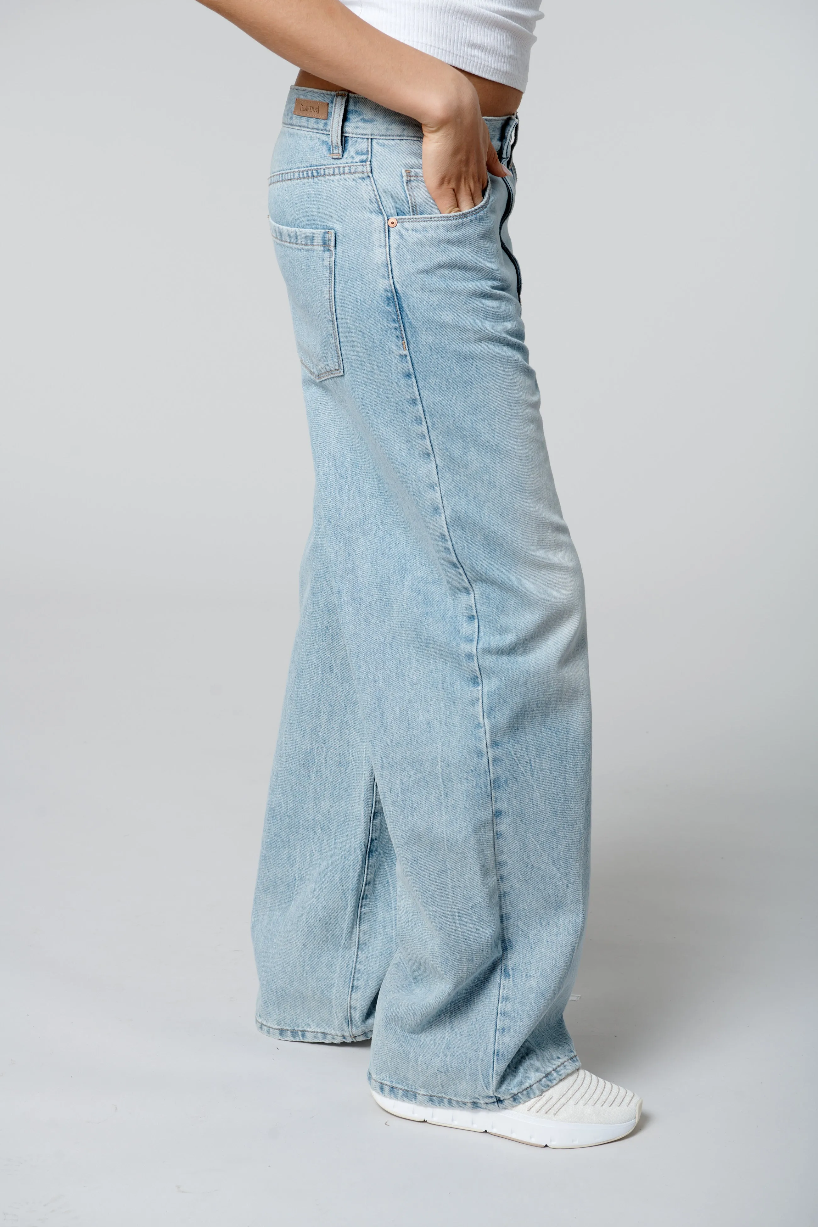 Home Free Jean sold by BlankNYC product image thumbnail 3