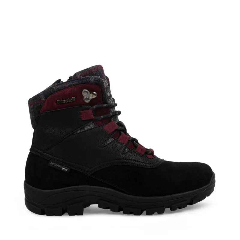 MAXINES sold by Blondo