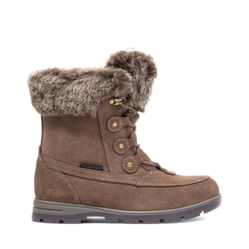 KASSIAS sold by Blondo