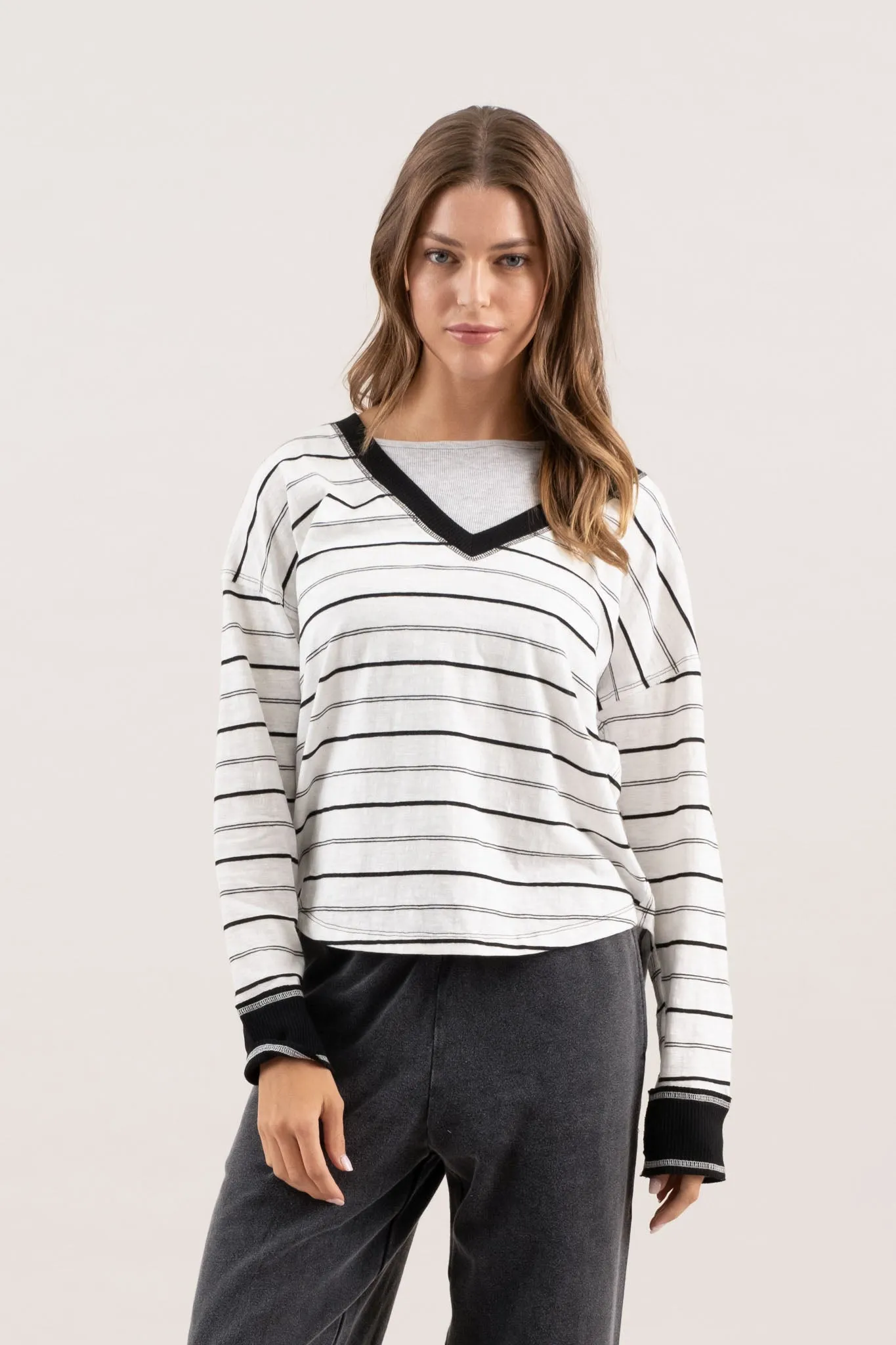 CONTRAST STRIPED V NECK LONG SLEEVE sold by Blu Pepper product image thumbnail 4