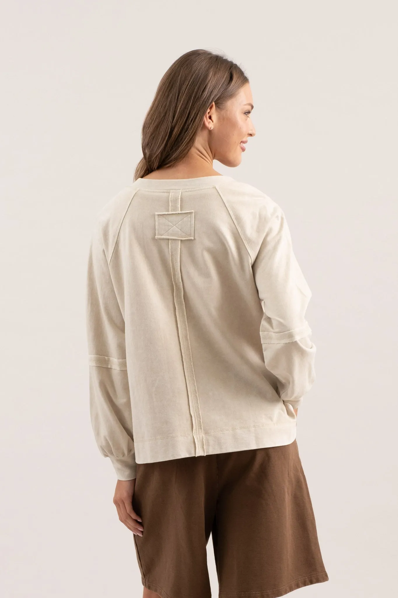 WASHED V NECK EXPOSED SEAM LONG SLEEVE KNIT TOP sold by Blu Pepper product image thumbnail 2