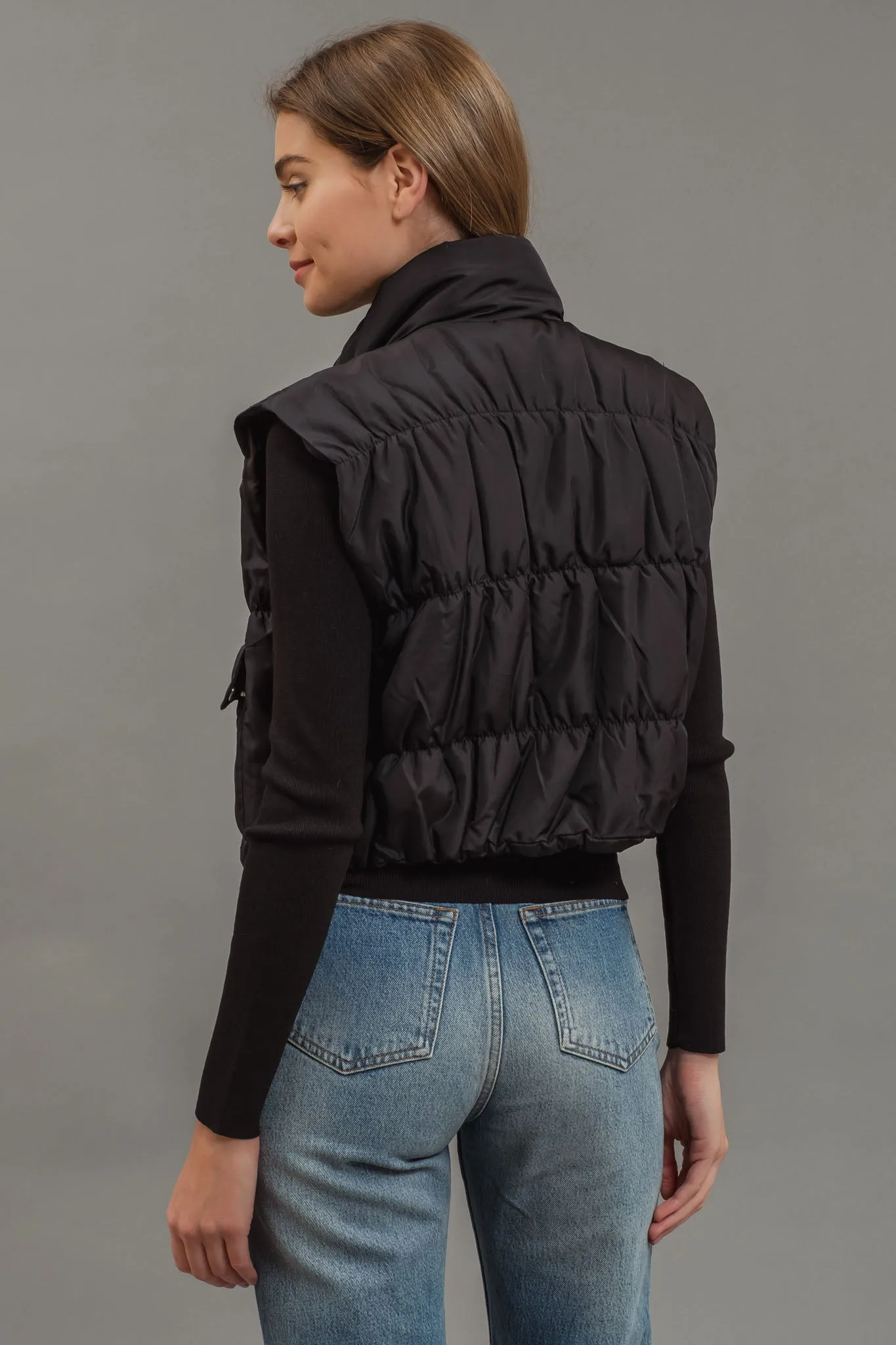 CROPPED ZIP UP CARGO PUFFER VEST sold by Blu Pepper product image thumbnail 2