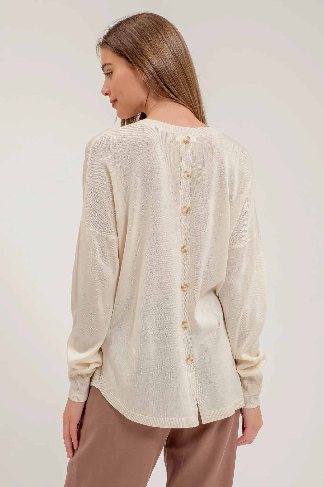 SOLID BACK BUTTONED PULLOVER SWEATER sold by Blu Pepper product image thumbnail 2