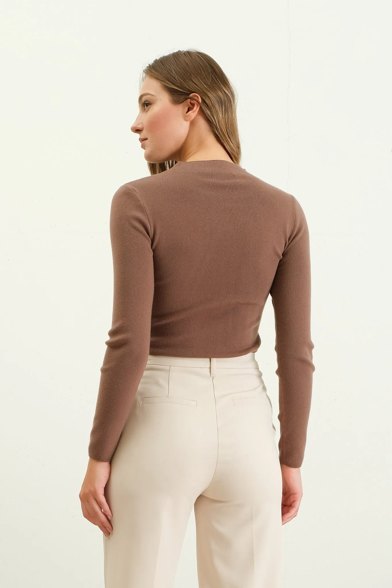 SEAMLESS MOCK NECK SWEATER KNIT PULLOVER sold by Blu Pepper product image thumbnail 2