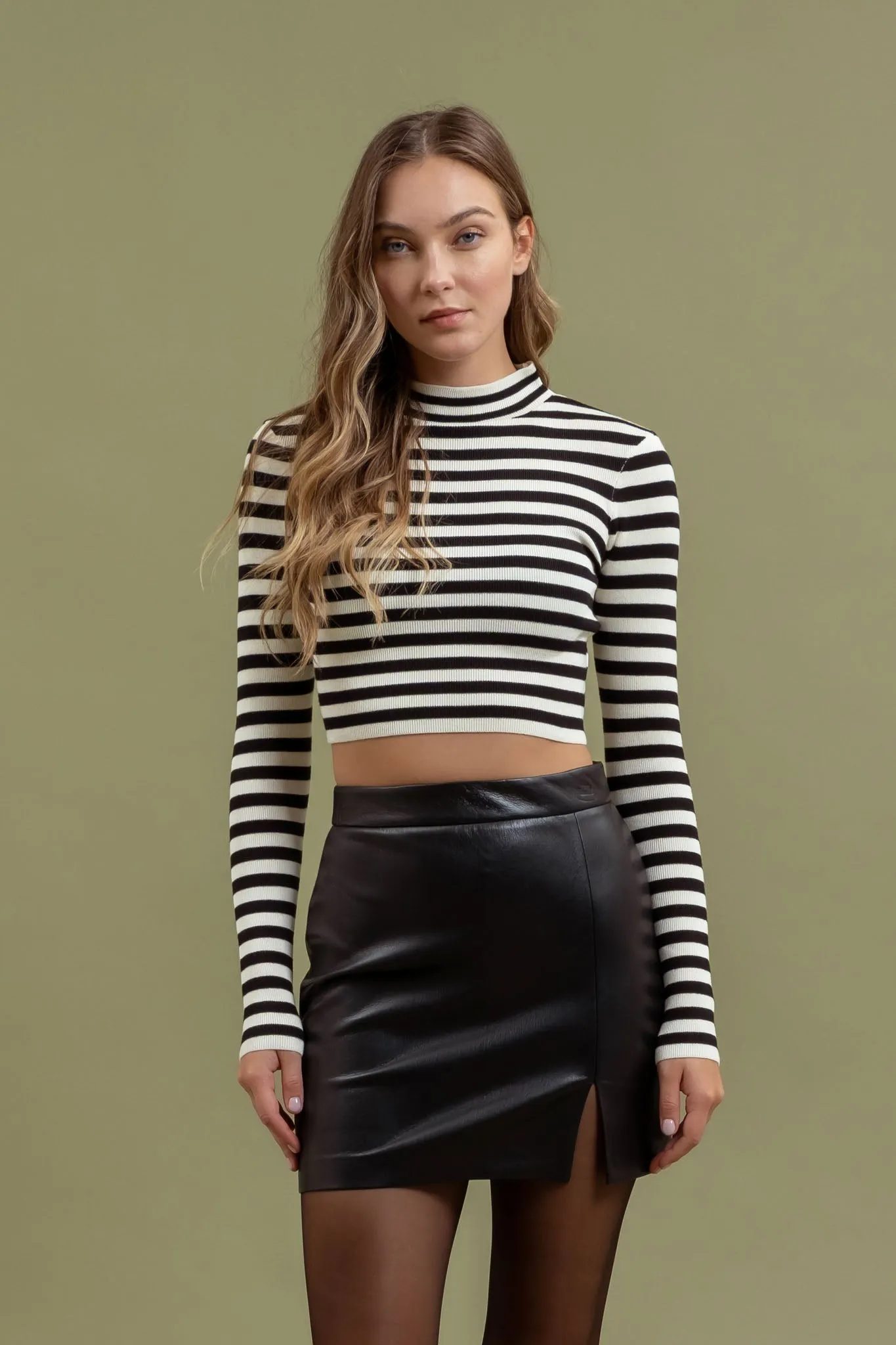 STRIPE MOCK NECK LONG SLEEVE CROPPED SWEATER sold by Blu Pepper product image thumbnail 4