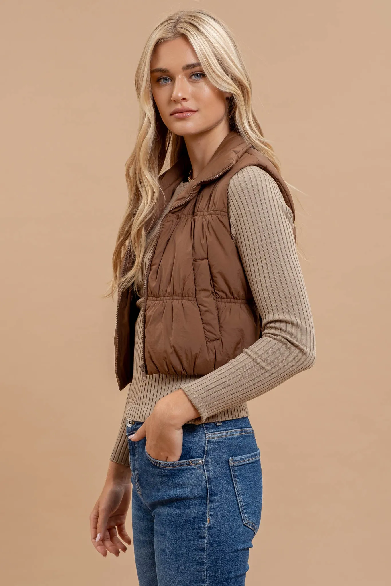 COLLARED ZIP UP CROPPED PUFFER VEST sold by Blu Pepper product image thumbnail 3