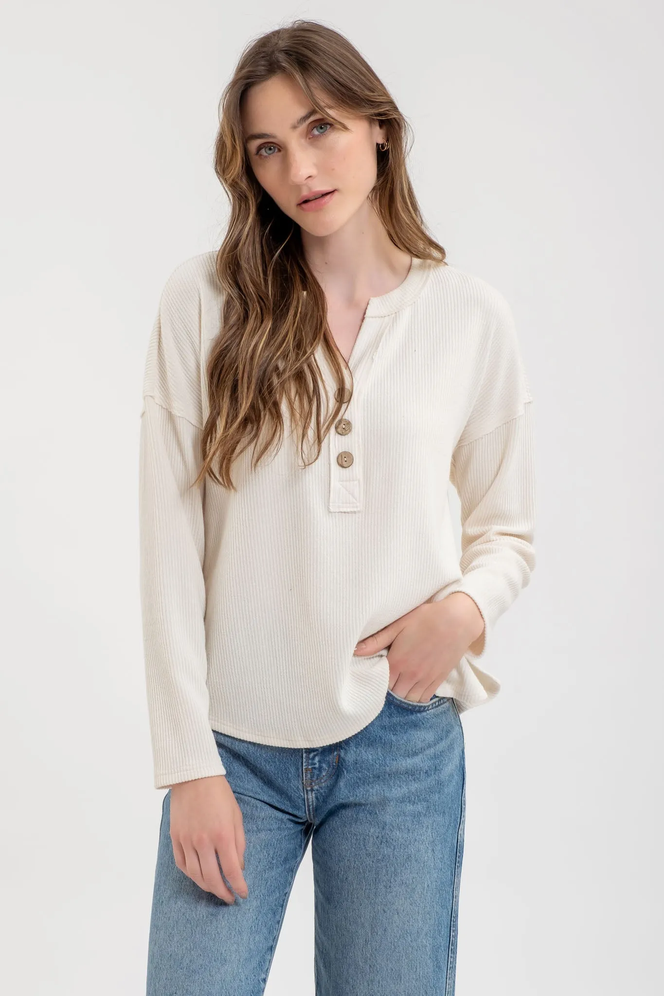 HALF BUTTON V NECK LONG SLEEVE KNIT TOP sold by Blu Pepper product image thumbnail 4
