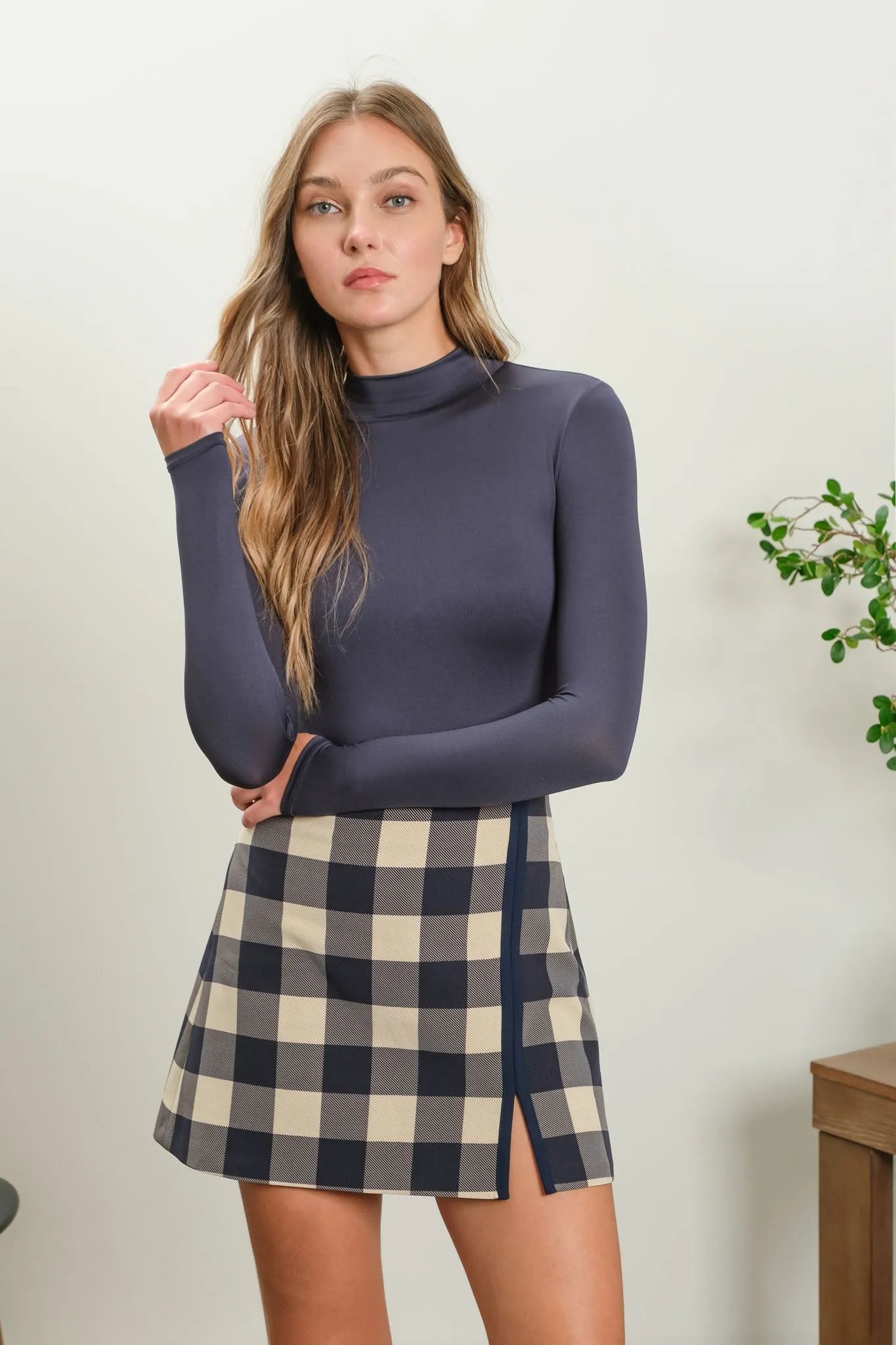 SEAMLESS MOCK NECK LONG SLEEVE BODYSUIT sold by Blu Pepper product image thumbnail 4