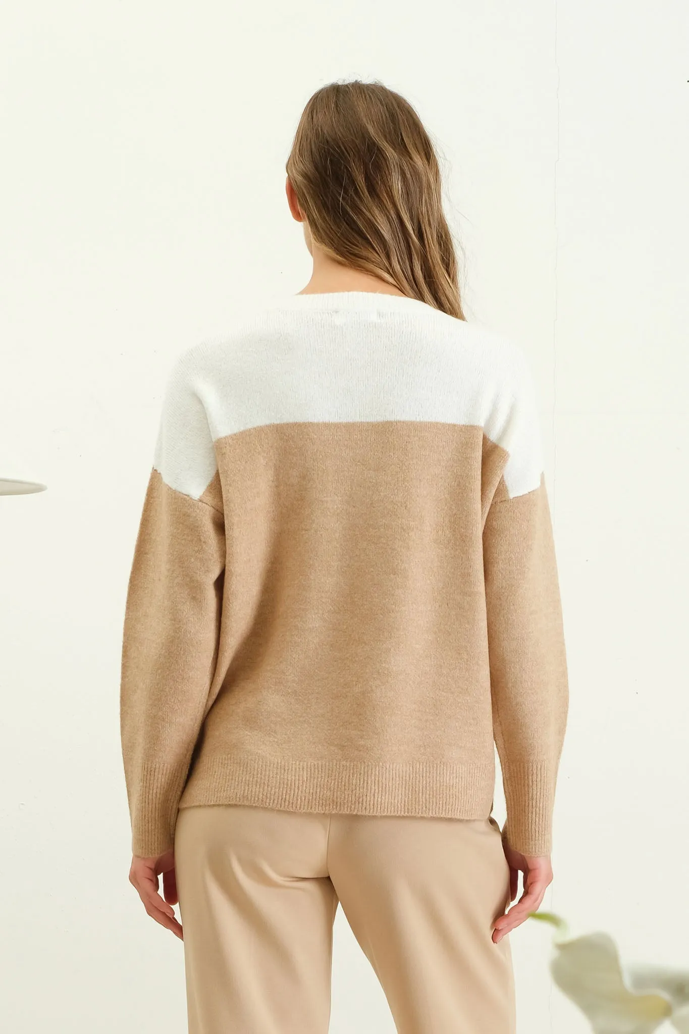 CONTRAST LONG SLEEVE KNIT PULLOVER SWEATER sold by Blu Pepper product image thumbnail 2