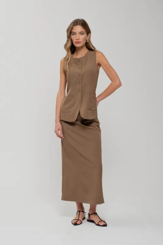 BACK SLIT STRAIGHT MIDI SKIRT sold by Blu Pepper