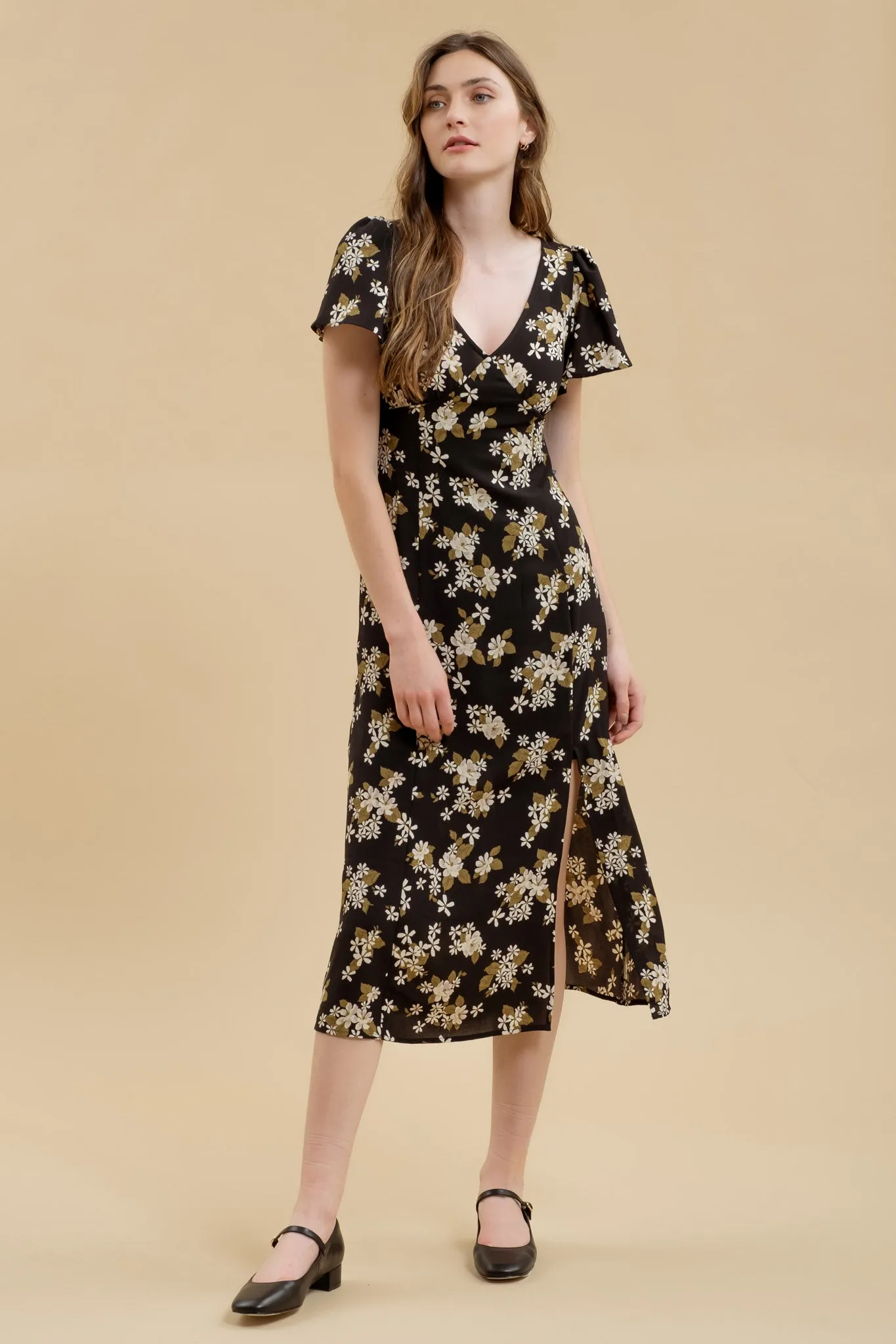 FLORAL V NECK SHORT SLEEVE SPLIT THIGH MIDI DRESS sold by Blu Pepper product image thumbnail 5