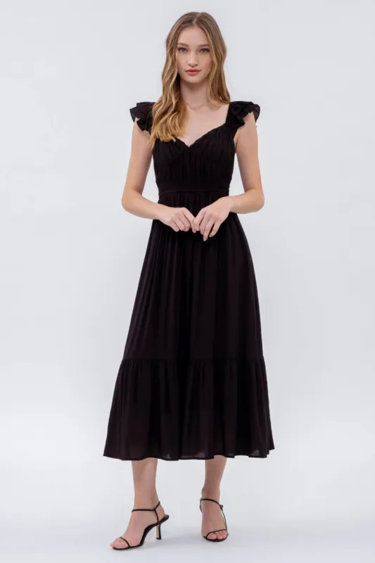 SWEETHEART SHIRRED MAXI DRESS sold by Blu Pepper