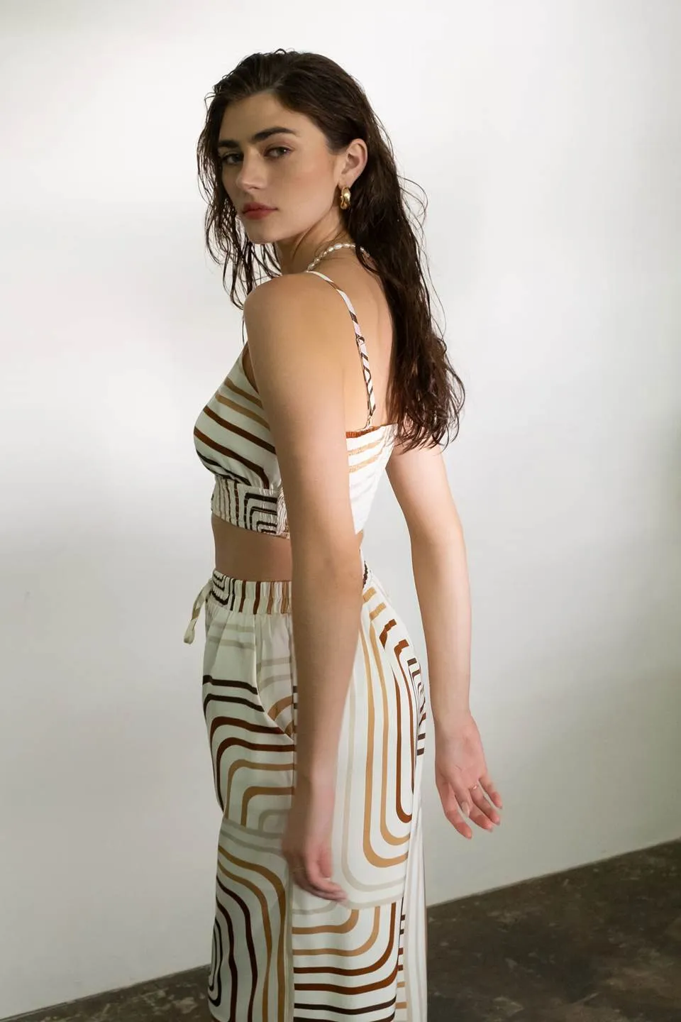 GEO PRINT SLEEVELESS SMOCKED WRAP CROP TOP sold by Blu Pepper product image thumbnail 5