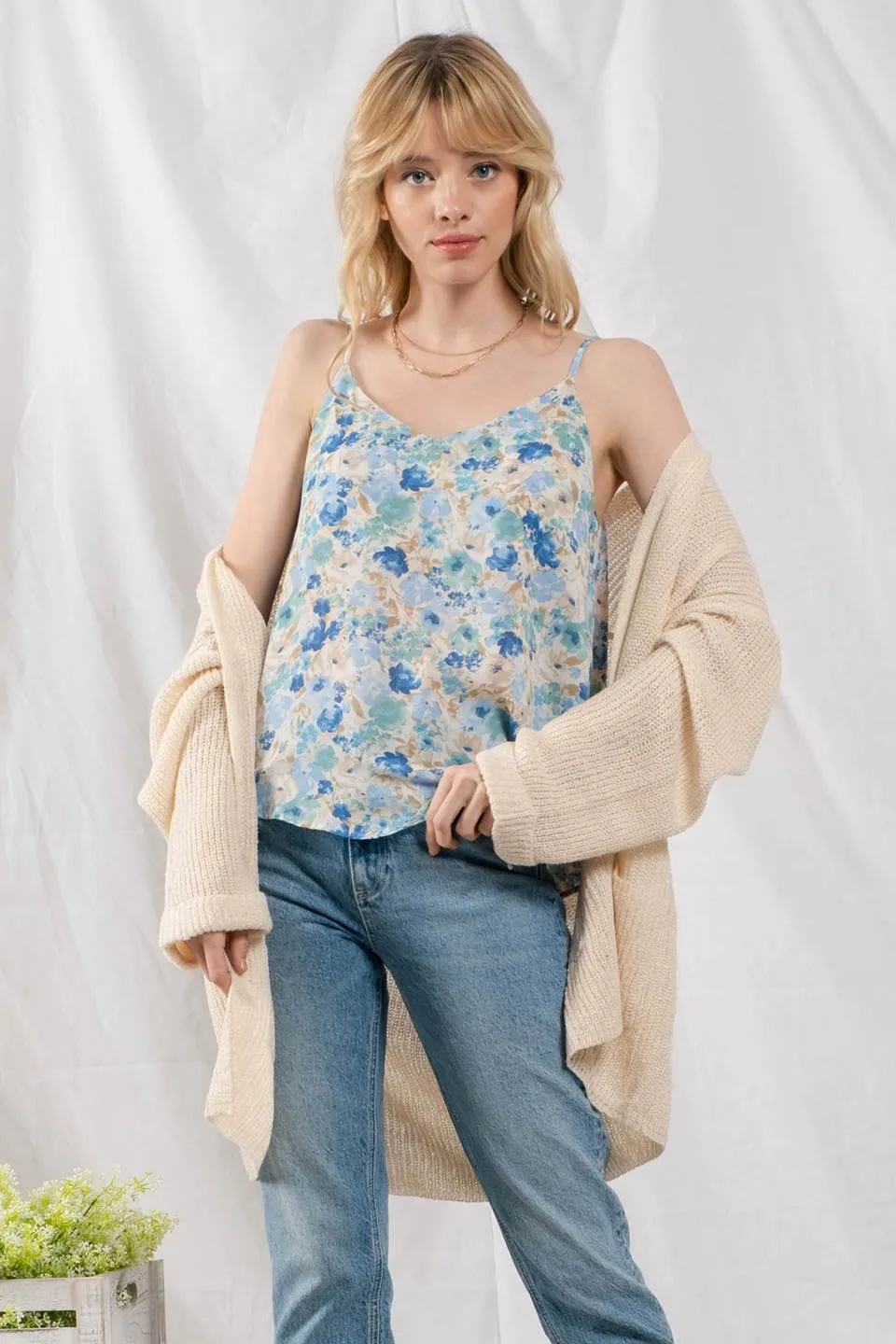 FLORAL V NECK CAMI sold by Blu Pepper product image thumbnail 5