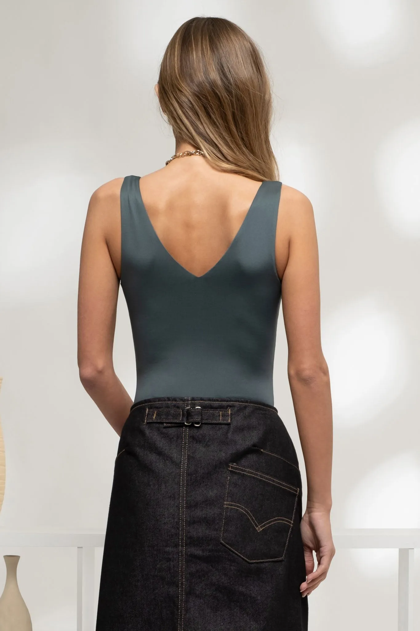 REVERSIBLE V NECK SLEEVELESS BODYSUIT sold by Blu Pepper product image thumbnail 2