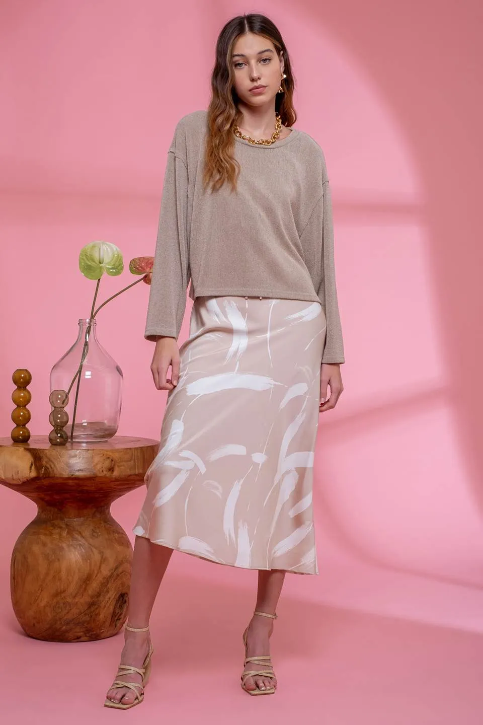 SOLID RELAXED RAW EDGE KNIT TOP sold by Blu Pepper product image thumbnail 4