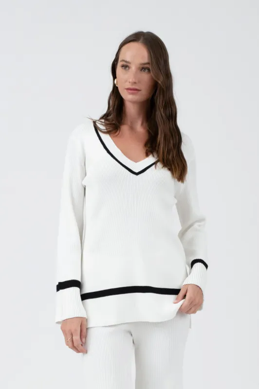 CONTRAST TRIM V NECK PULLOVER SWEATER sold by Blu Pepper
