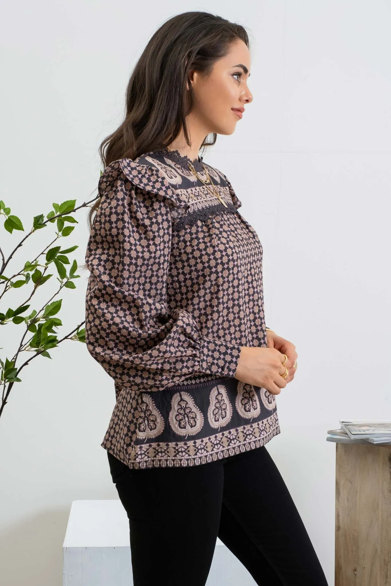 GEOMETRIC BORDER PRINT LONG SLEEVE BLOUSE sold by Blu Pepper product image thumbnail 3