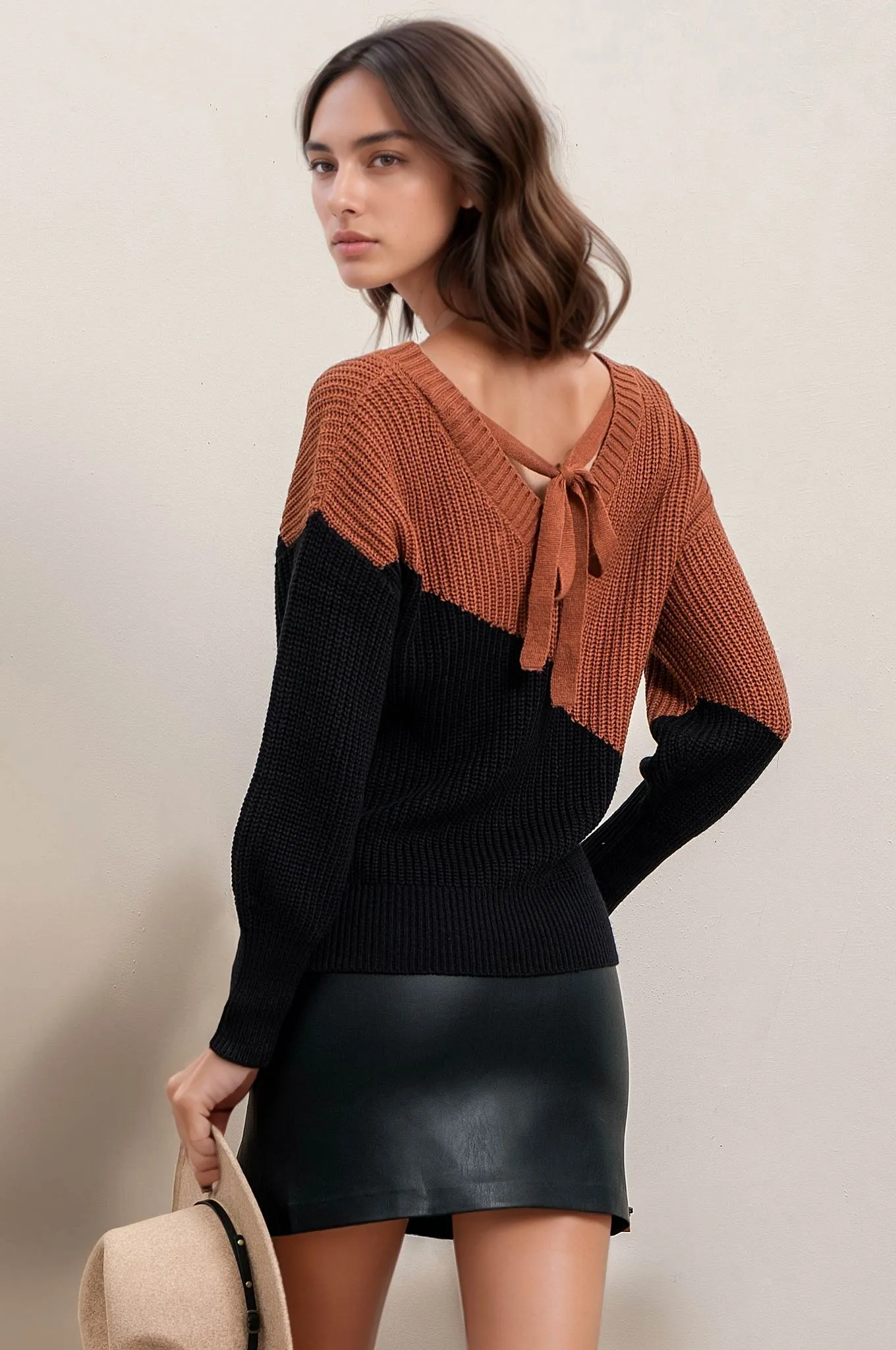 ASYMMETRICAL COLORBLOCK BACK TIE KNIT SWEATER sold by Blu Pepper product image thumbnail 2