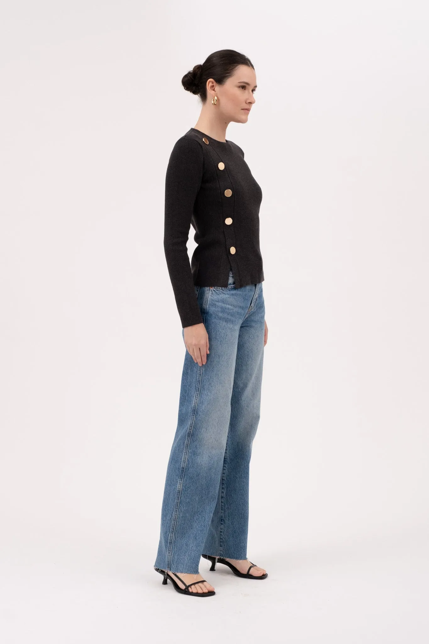 ROUND NECK SIDE BUTTON DETAIL KNIT SWEATER sold by Blu Pepper product image thumbnail 3