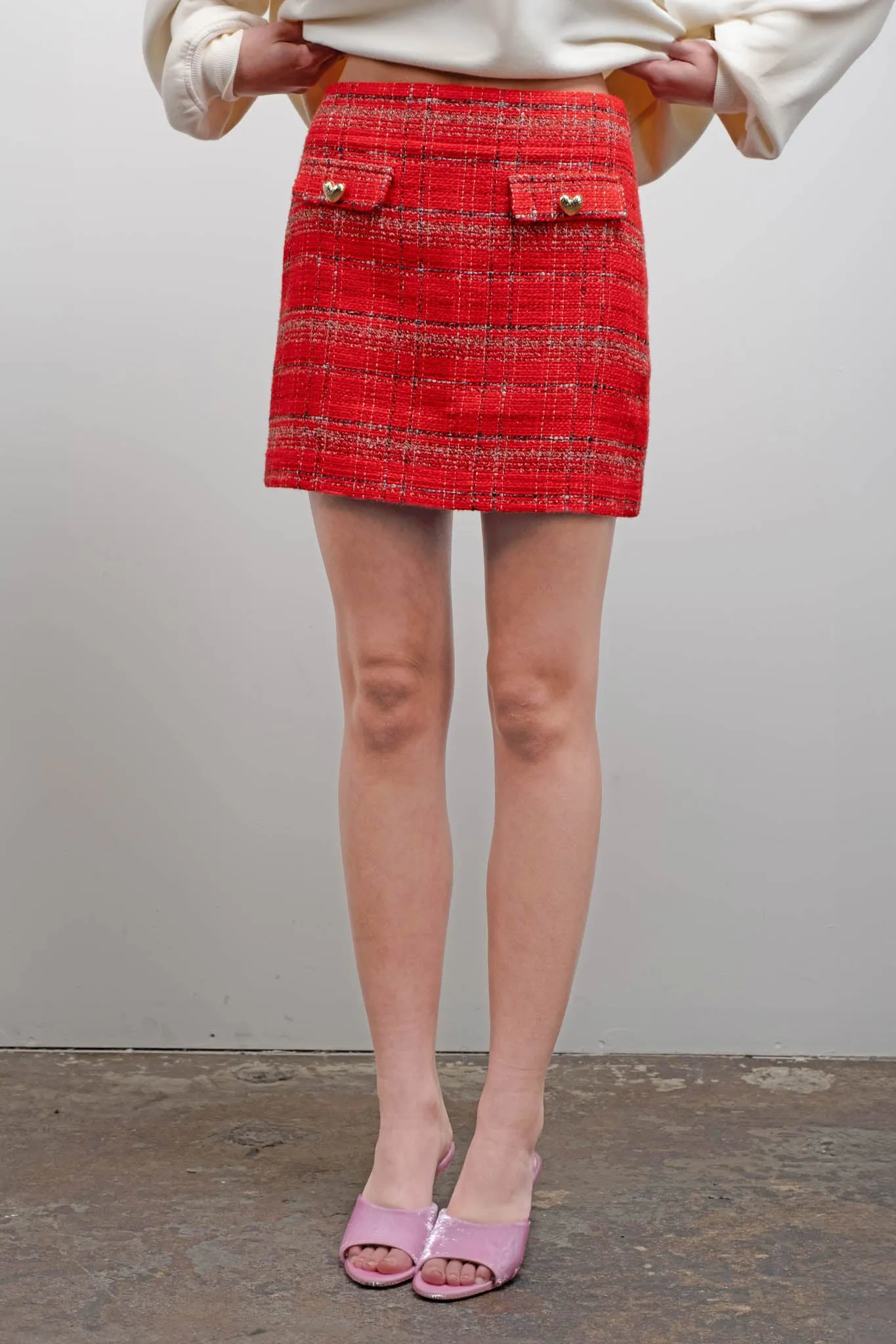 HEART BUTTON DETAIL TWEED MINI SKIRT sold by Blu Pepper product image thumbnail 4