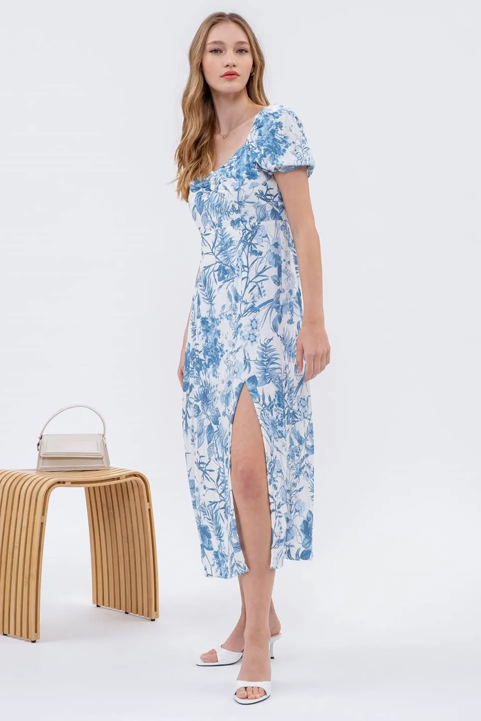 LEAF PRINT SPLIT THIGH MAXI DRESS sold by Blu Pepper product image thumbnail 3