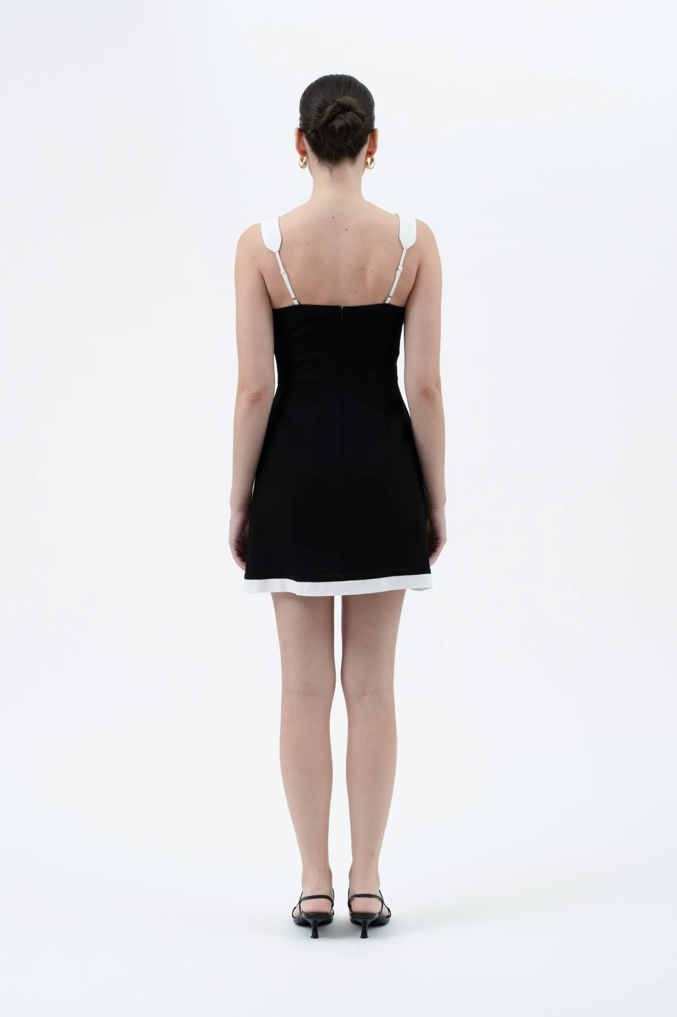 CONTRAST TRIM SLEEVELESS MINI DRESS sold by Blu Pepper product image thumbnail 2