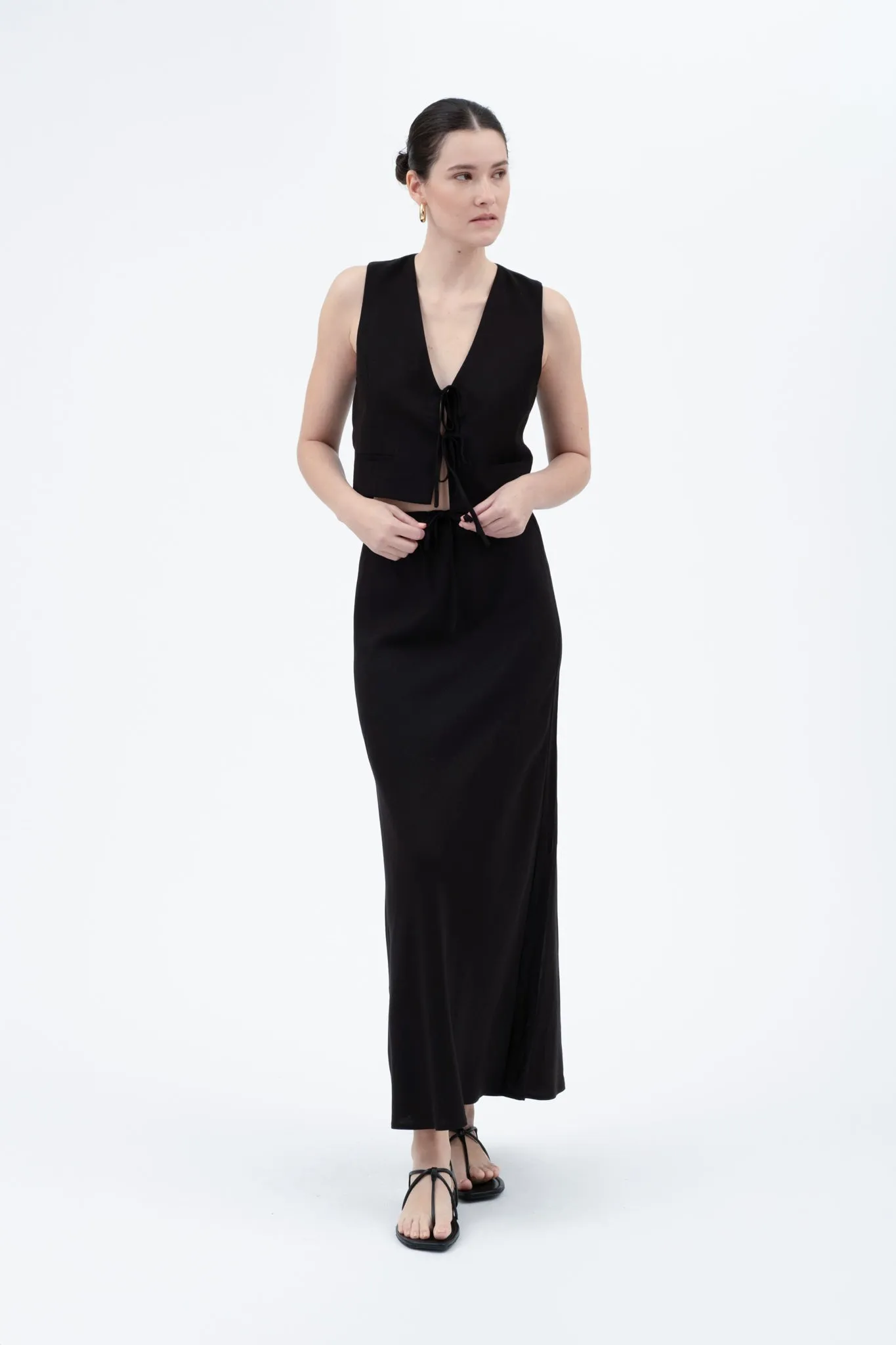 SOLID HIGH WAIST FRONT TIE LINEN MIDI SKIRT sold by Blu Pepper product image thumbnail 3