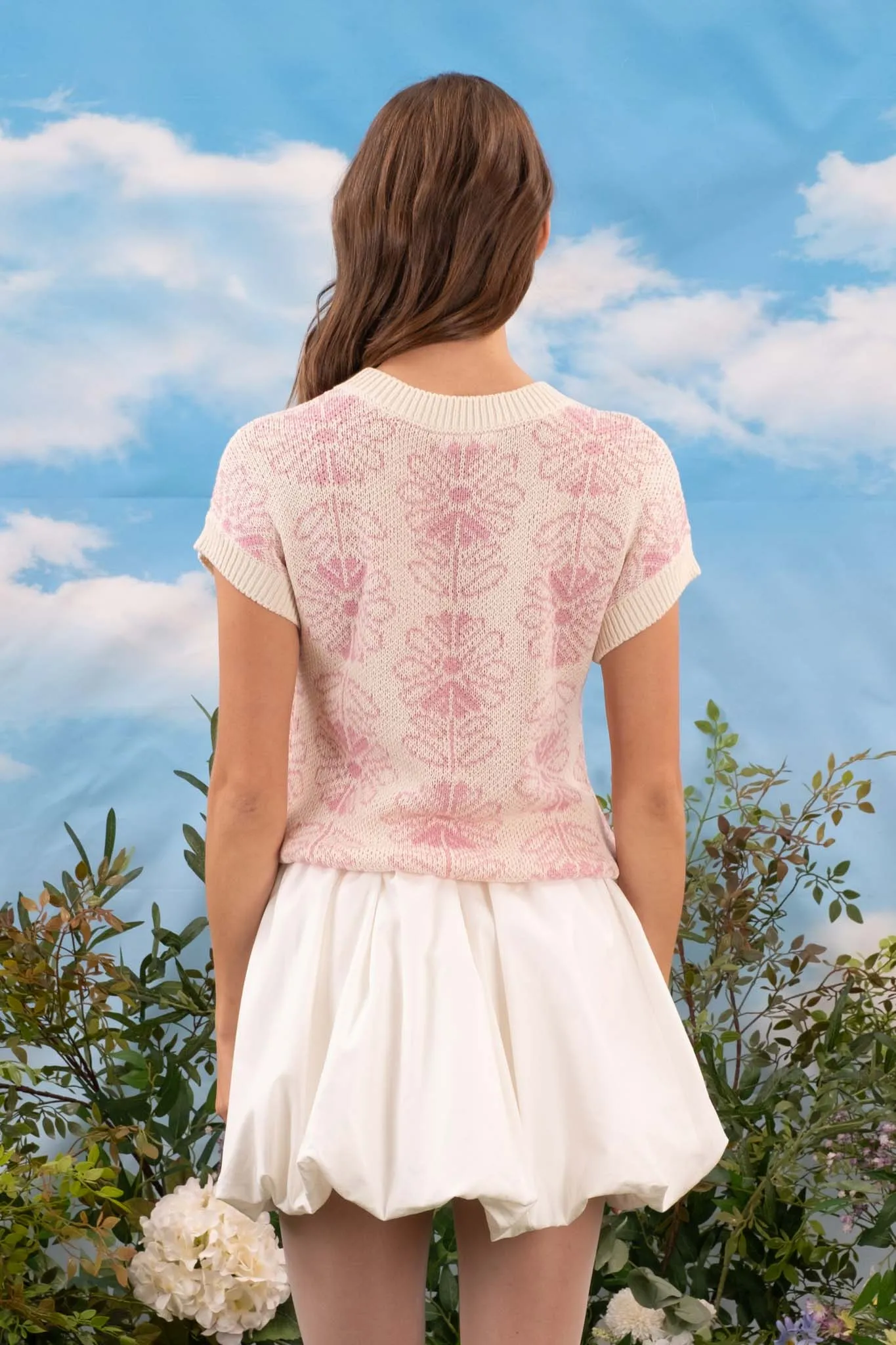 FLORAL CREW NECK SLEEVELESS KNIT PULLOVER sold by Blu Pepper product image thumbnail 2